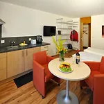 Serviced By Solaria 3*