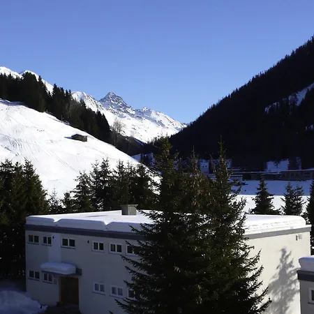 باي سولاريا المخدومة 3*