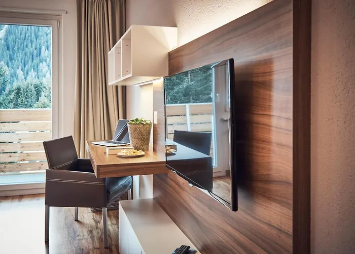 Aparthotel Serviced By Solaria 3*