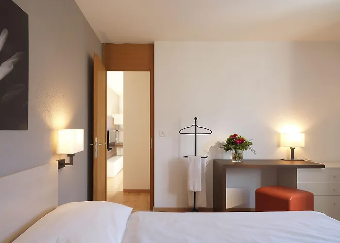 Serviced By Solaria Apart-hotel