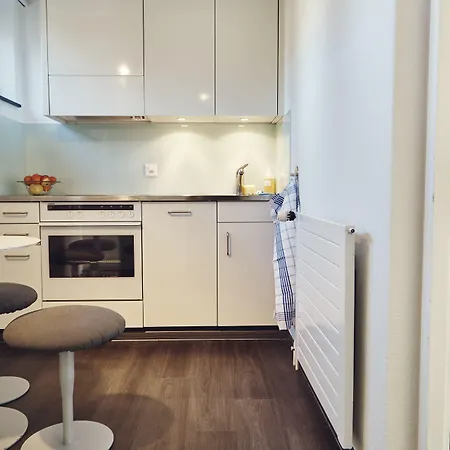 Serviced By Solaria 3*