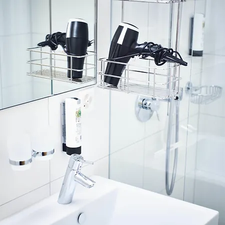 Serviced By Solaria 아파트호텔 3*