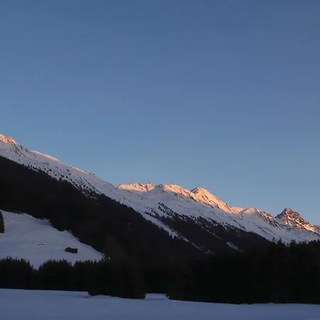 Serviced By Solaria 아파트호텔 다보스