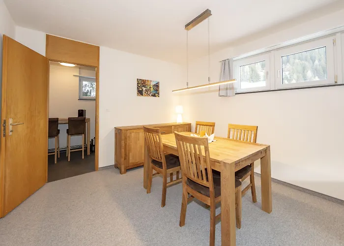 Serviced By Solaria 3* Davos