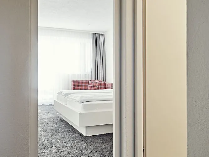 Serviced By Solaria Apartmanhotel 3*