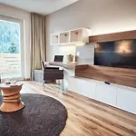 Aparthotel Serviced By Solaria 3*