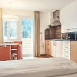 Serviced By Solaria Aparthotel 3*